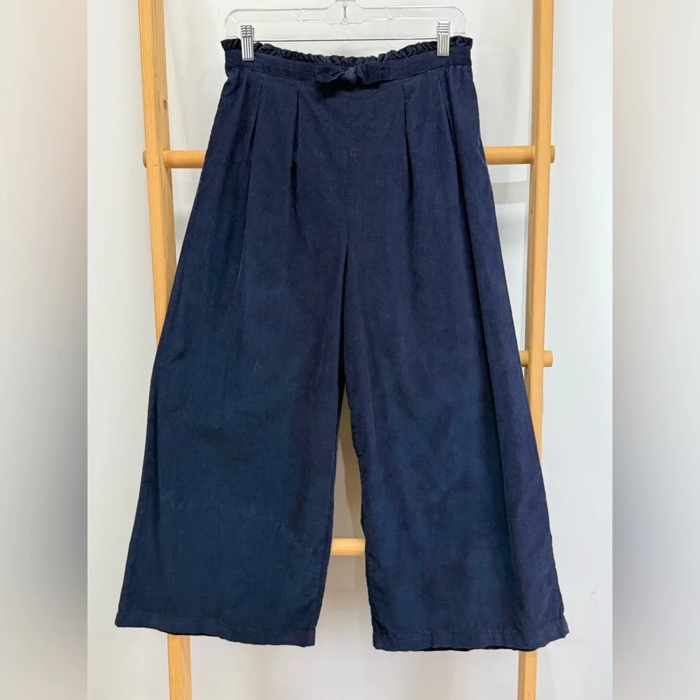 NORDSTROM Navy corduroy Youth wide leg crop Pants size 14/16(adult S)